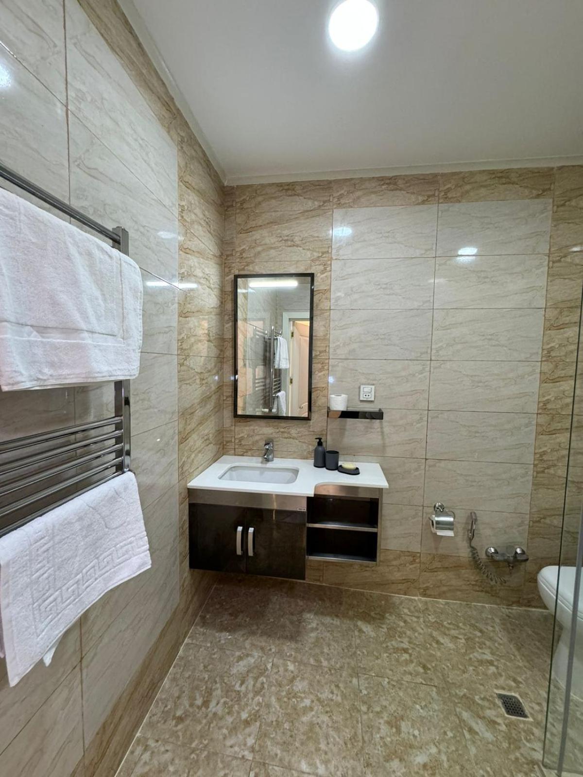 Paradise- 2 Rooms Sumqayıt Esterno foto